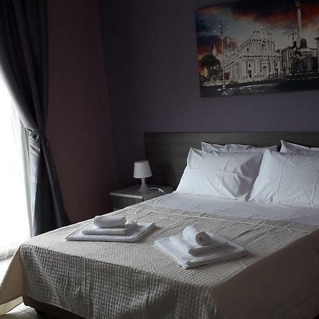 Borgo Palombaio 2 Bed & Breakfast Catania Exterior photo