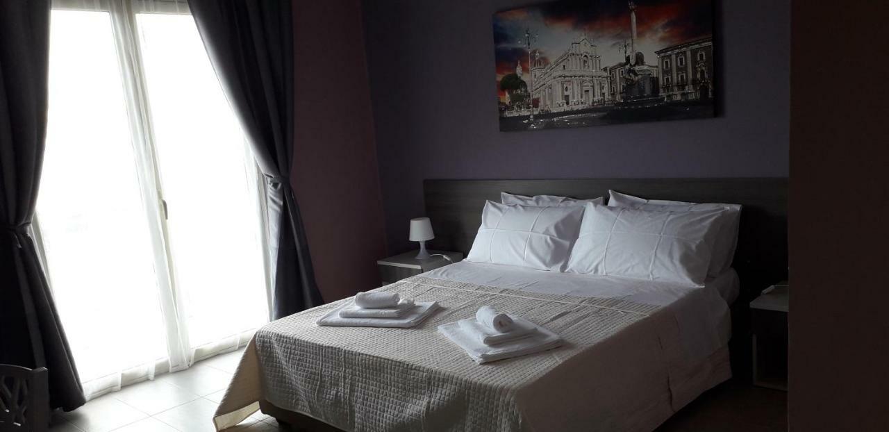 Borgo Palombaio 2 Bed & Breakfast Catania Exterior photo