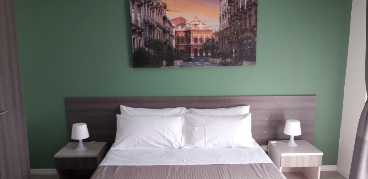 Borgo Palombaio 2 Bed & Breakfast Catania Exterior photo